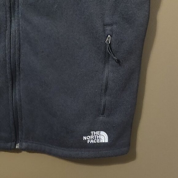 The North Face Men's Black Fleece Sweater Vest SIZE MEDIUM - Picture 3 of 5